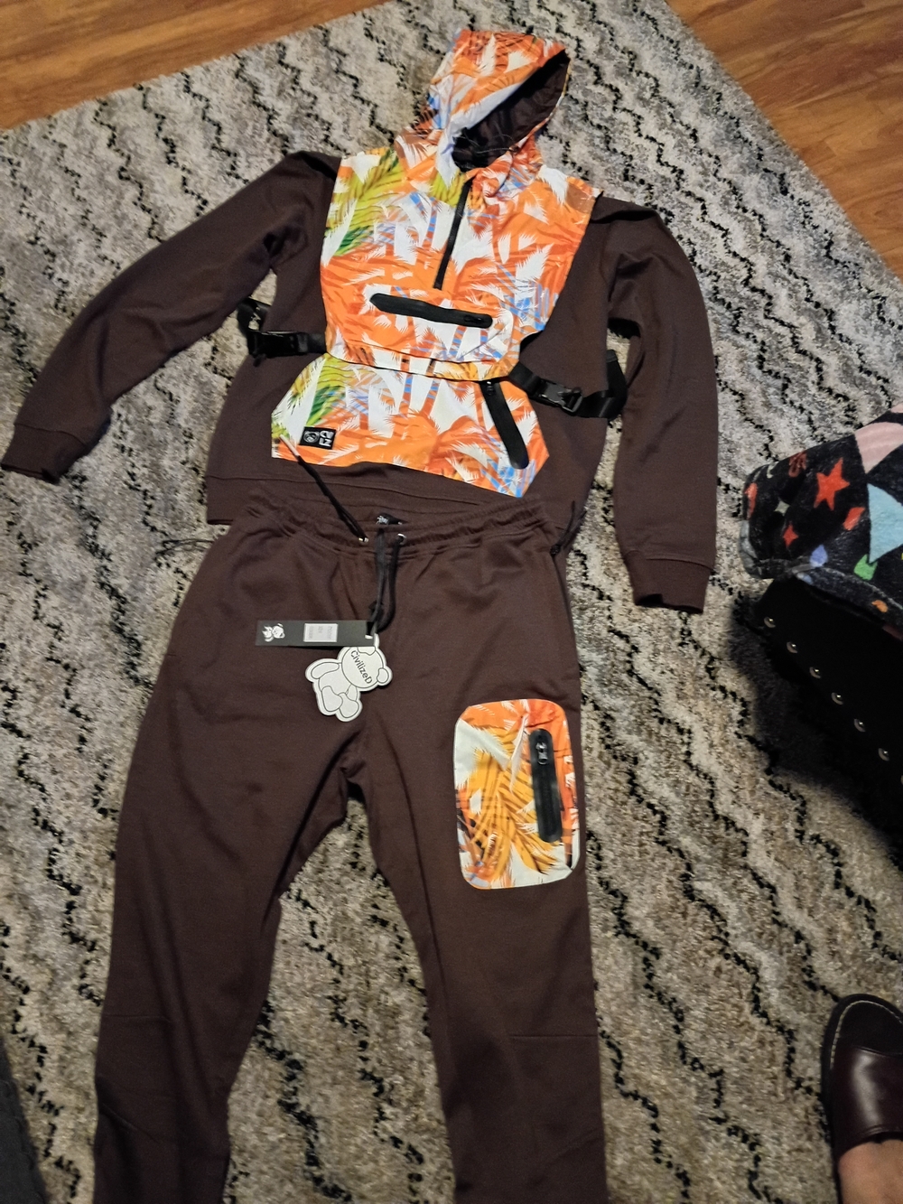 Men's Crewneck Sweater with Tropical Print Panel - Brown/Orange